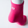 Bas Court Rose Avec Logo Blanc